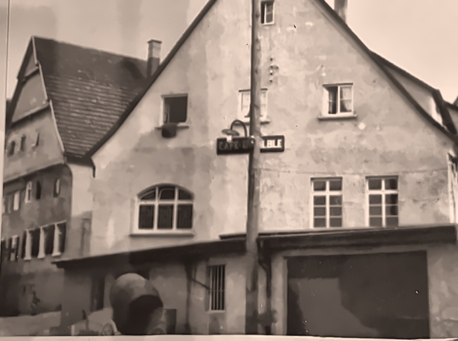 Café Gwölble 1933 mit dem Moste-Anbau